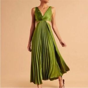 Sincerely Jules Green Pleated Maxi Dress sz S
